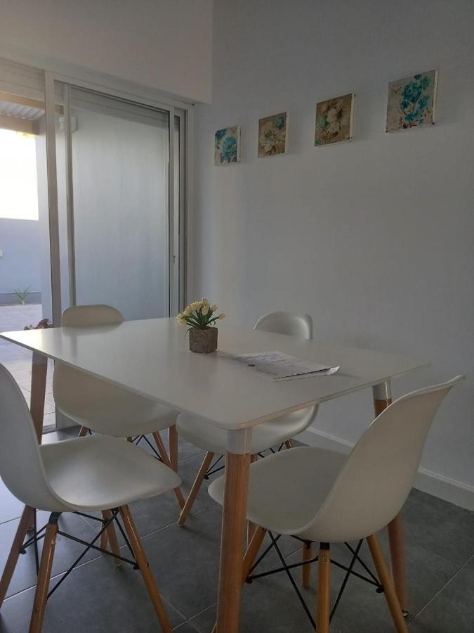 Apartment Complejo Pirovano Lincoln